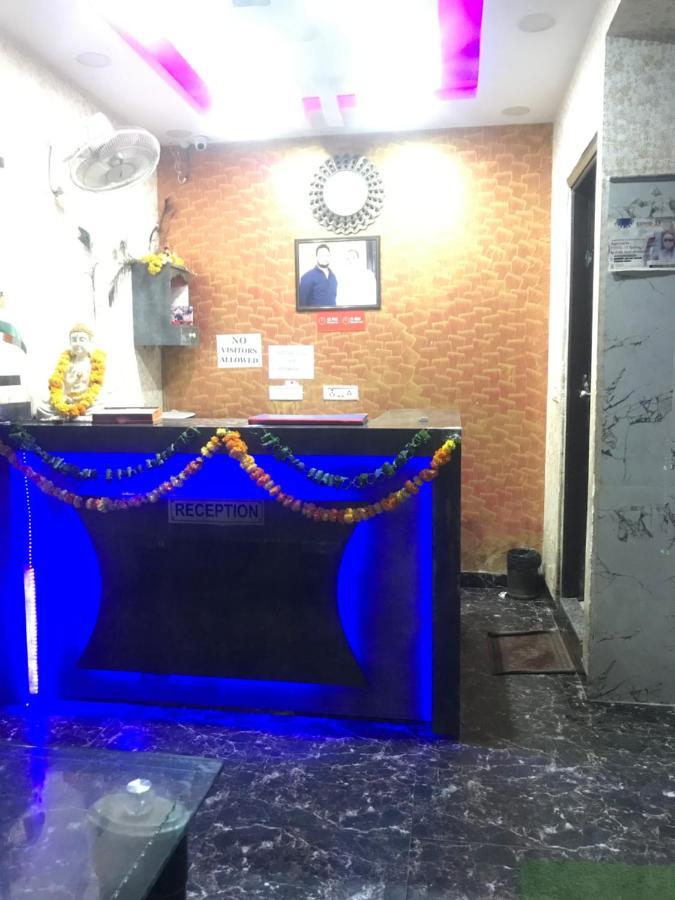 Hotel O Kanak Palace 新德里 外观 照片