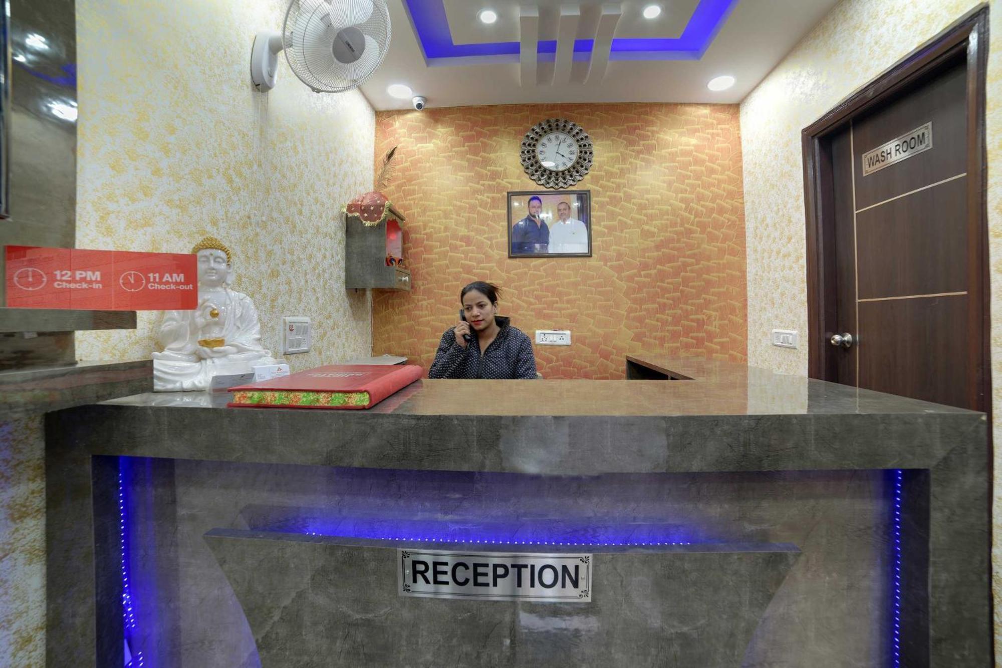 Hotel O Kanak Palace 新德里 外观 照片